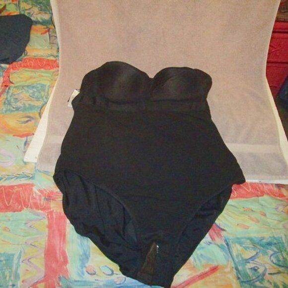Swimsuits For All Women One Piece Swimsuit Plus Size 28 Black Tummy Control NWT - Picture 9 of 12